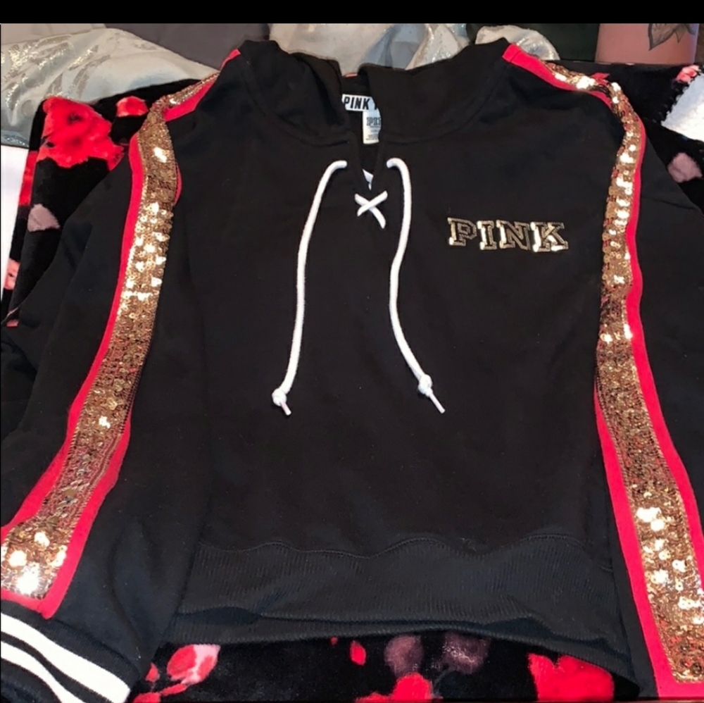 ♥️PINK HOODIE RARE♥️ - Picture 2 of 2
